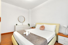 Navigli-Duomo Large House con balcone Checkin h24 Milano